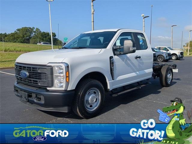 new 2025 Ford F-250 car, priced at $45,790