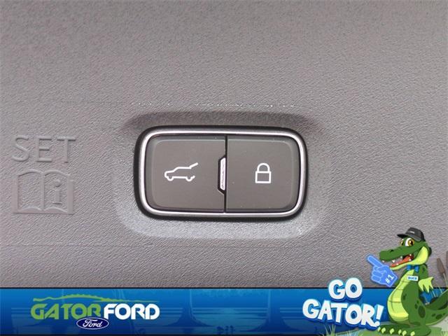 new 2025 Ford Expedition car, priced at $67,390