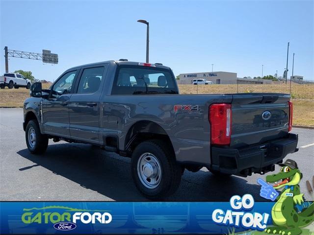 new 2025 Ford F-350 car, priced at $64,622