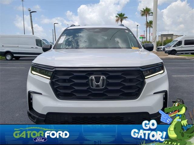 used 2023 Honda Pilot car, priced at $29,778