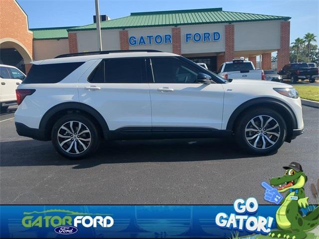 new 2025 Ford Explorer car, priced at $43,031