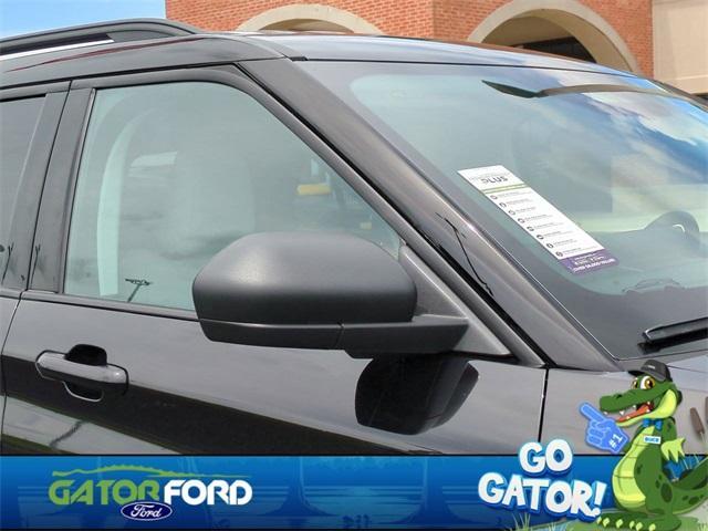 new 2025 Ford Explorer car, priced at $40,101