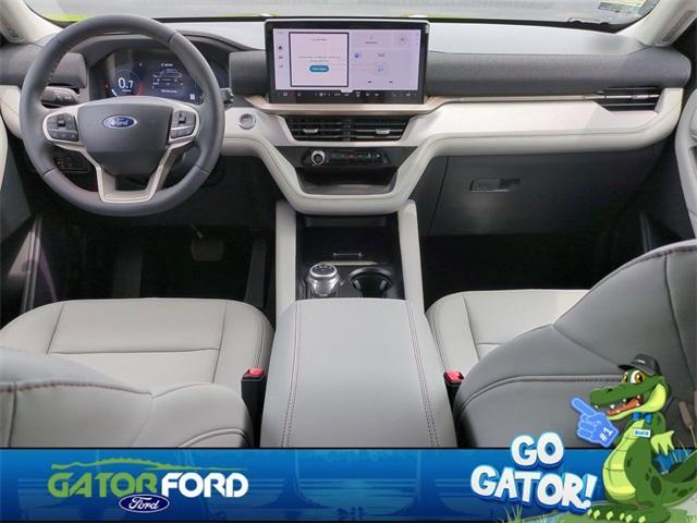 new 2025 Ford Explorer car, priced at $40,101