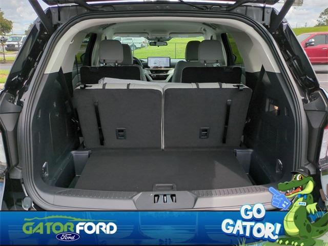 new 2025 Ford Explorer car, priced at $40,101