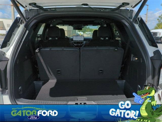 new 2025 Ford Explorer car, priced at $53,914