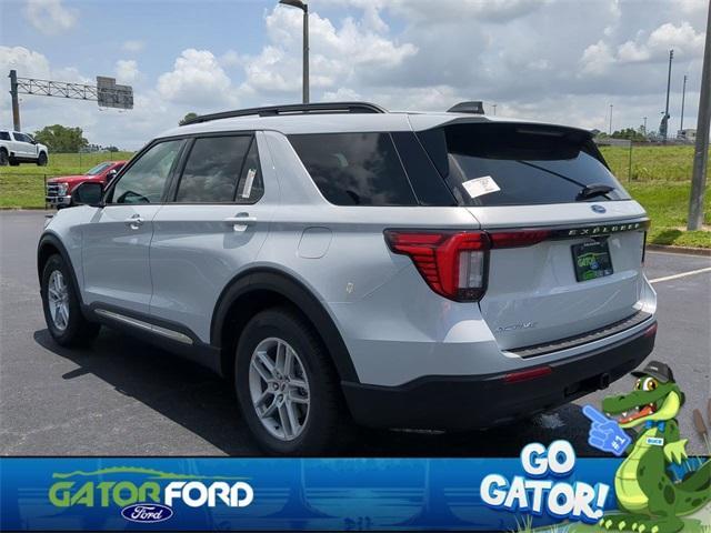 new 2025 Ford Explorer car