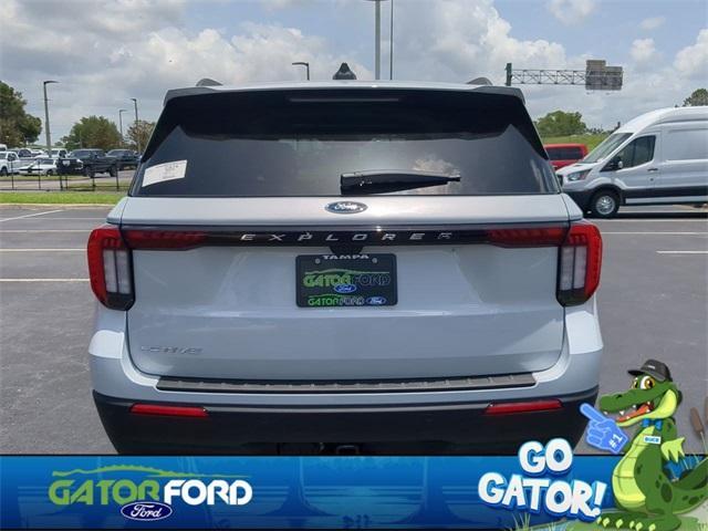 new 2025 Ford Explorer car