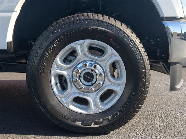 new 2025 Ford F-350 car, priced at $58,233