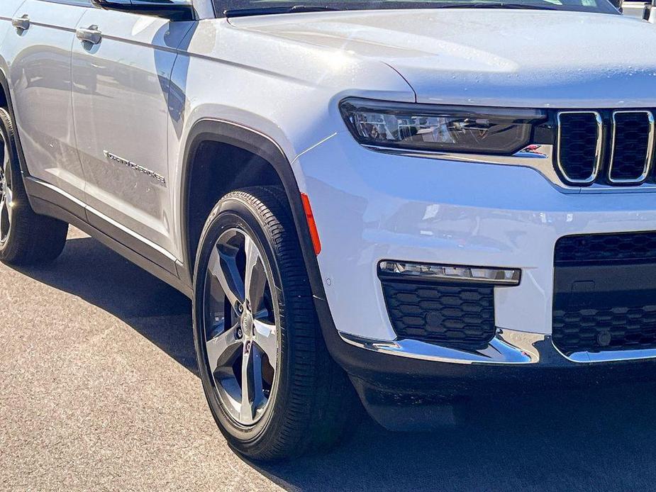 new 2024 Jeep Grand Cherokee L car, priced at $54,776