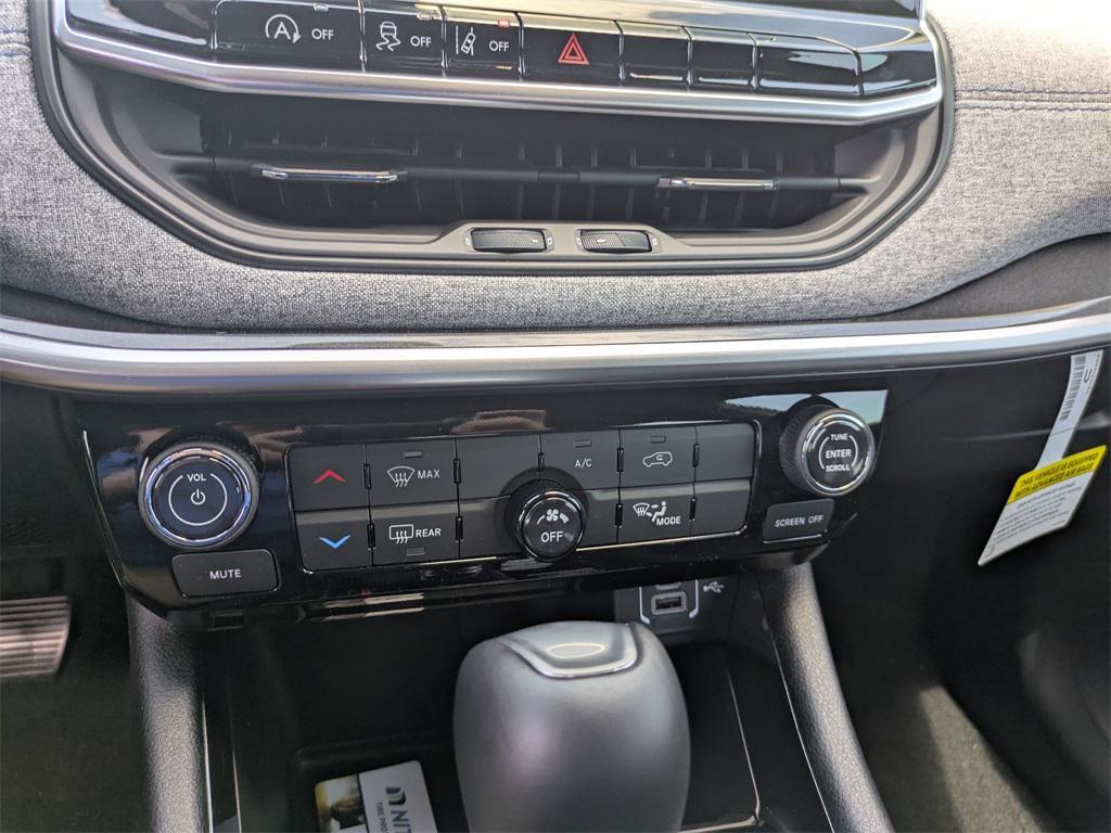 new 2025 Jeep Compass car, priced at $27,297