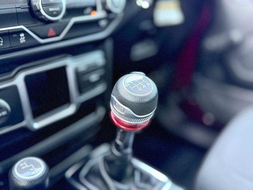 used 2022 Jeep Gladiator car, priced at $30,958