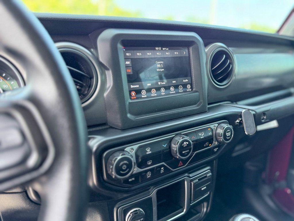 used 2022 Jeep Gladiator car, priced at $30,958