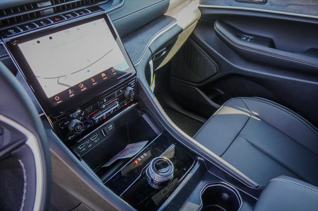 new 2025 Jeep Grand Cherokee car, priced at $44,634