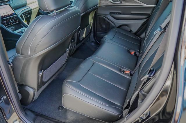 new 2025 Jeep Grand Cherokee car, priced at $44,634