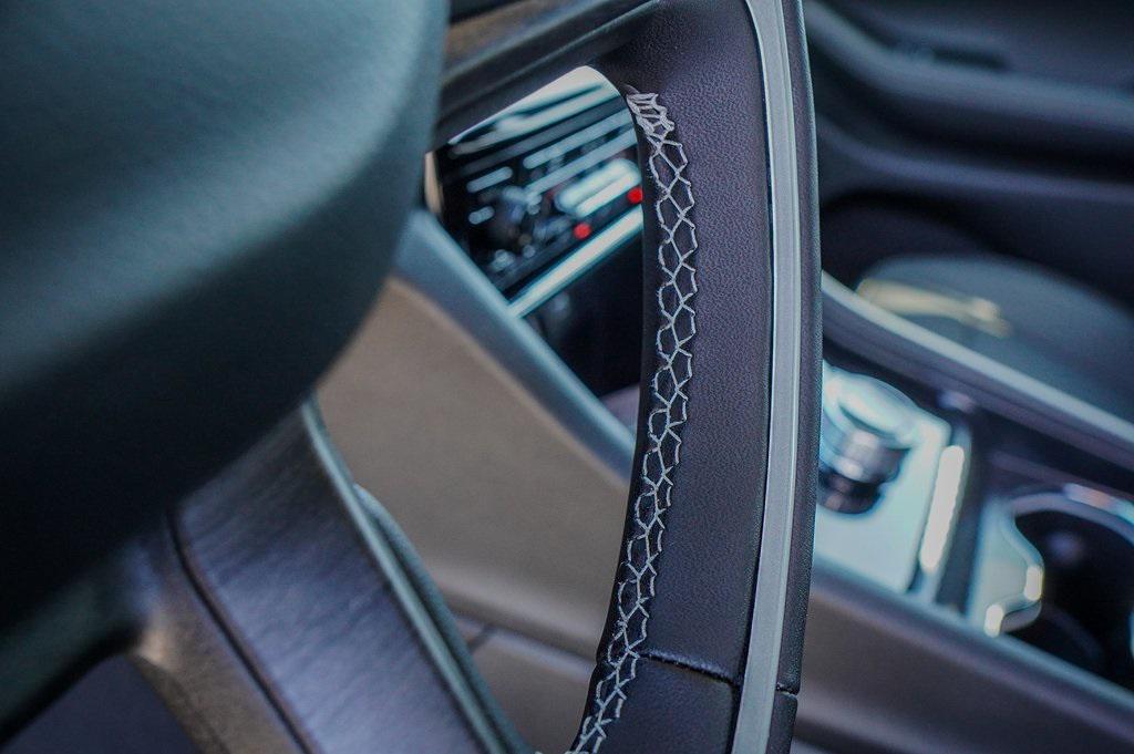 new 2025 Jeep Grand Cherokee car, priced at $43,634