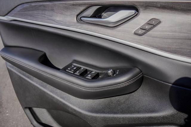 new 2025 Jeep Grand Cherokee car, priced at $44,634