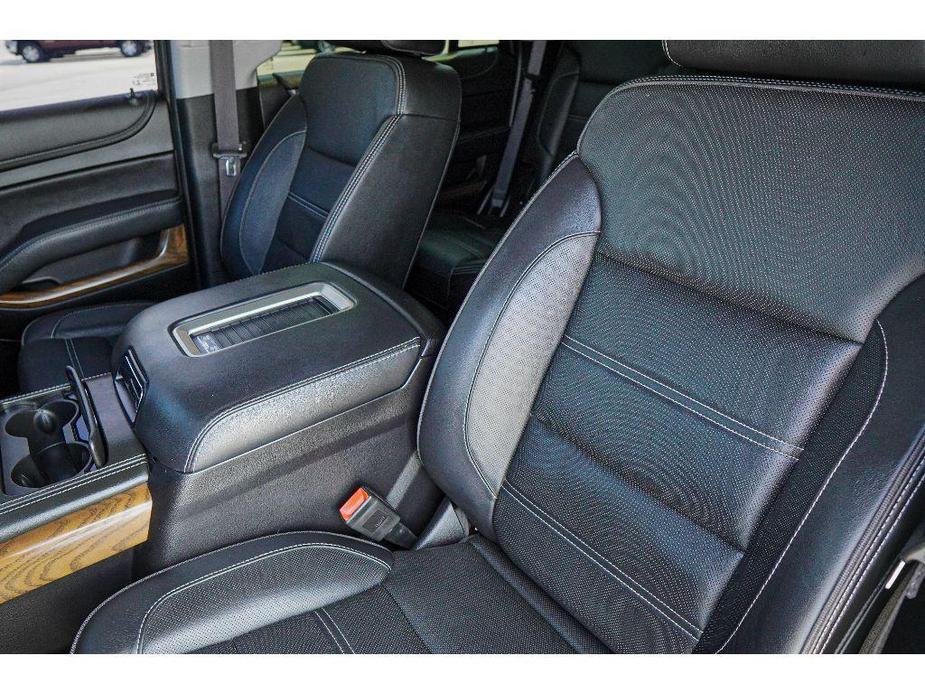 used 2019 GMC Yukon car, priced at $43,999