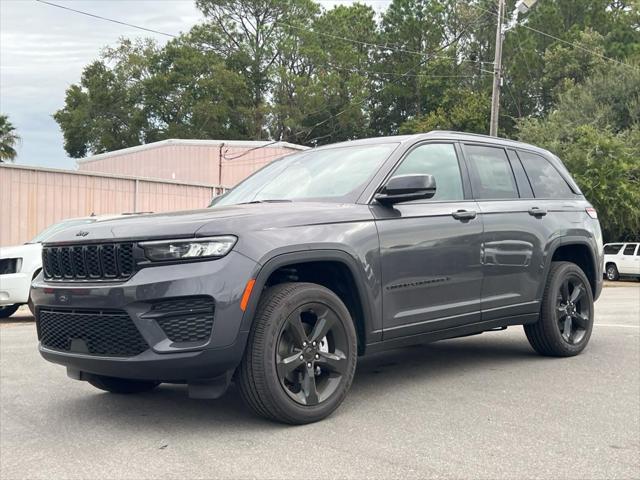 new 2024 Jeep Grand Cherokee car, priced at $47,490