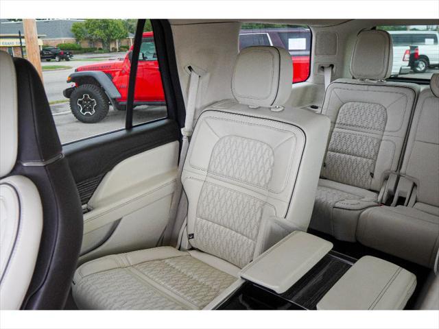 used 2020 Lincoln Navigator car, priced at $50,989