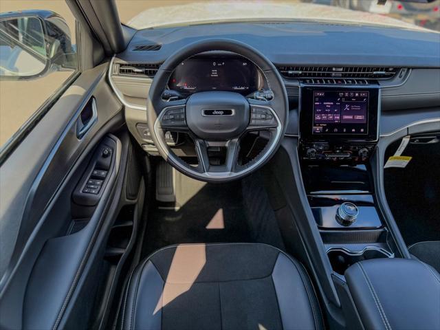 new 2025 Jeep Grand Cherokee car, priced at $38,409