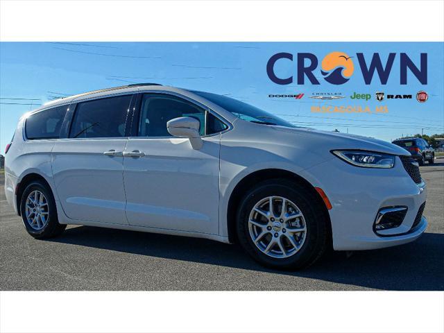 used 2022 Chrysler Pacifica car, priced at $24,989