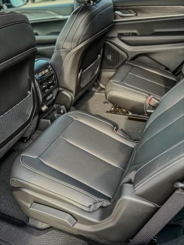 new 2025 Jeep Grand Cherokee L car, priced at $45,587