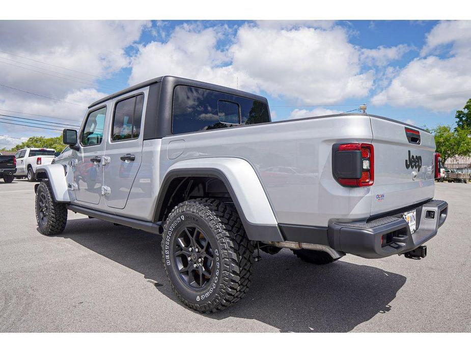 new 2024 Jeep Gladiator car, priced at $51,774