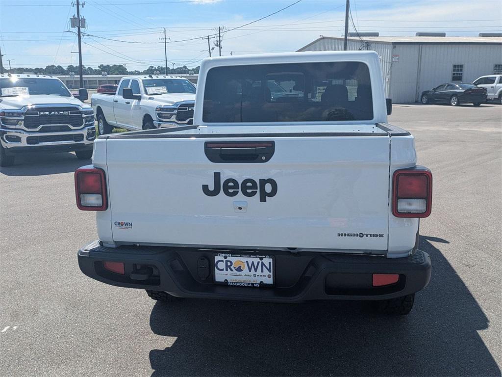 new 2025 Jeep Gladiator car, priced at $42,733