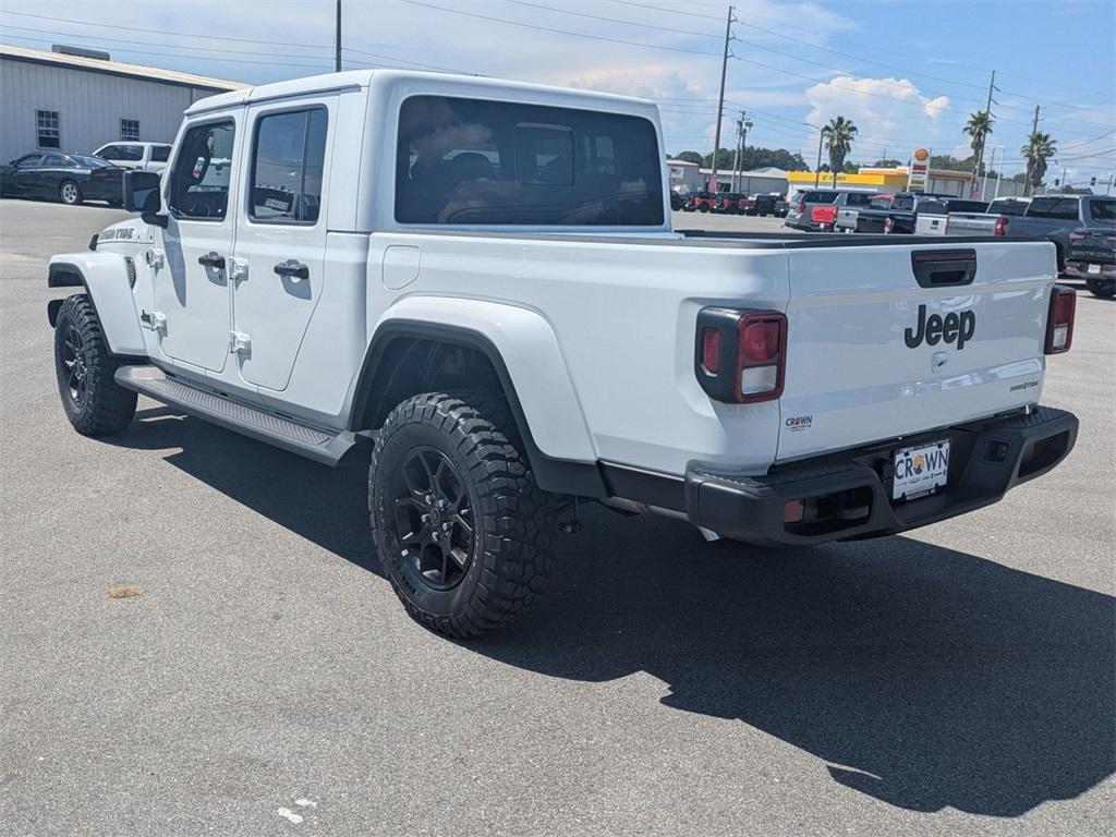new 2025 Jeep Gladiator car, priced at $42,733
