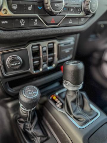 new 2025 Jeep Wrangler car, priced at $43,764