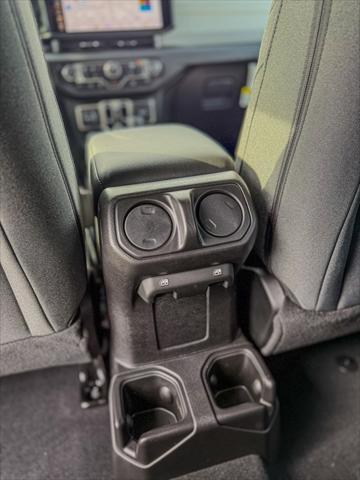 new 2025 Jeep Wrangler car, priced at $43,764