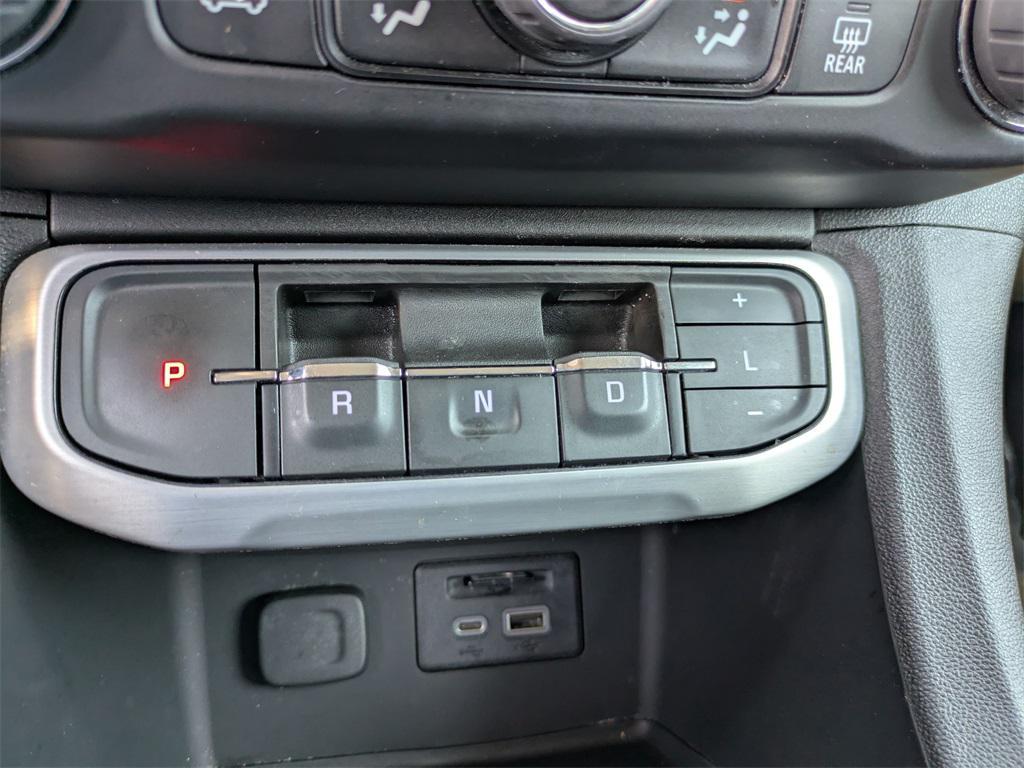 used 2023 GMC Acadia car, priced at $27,863