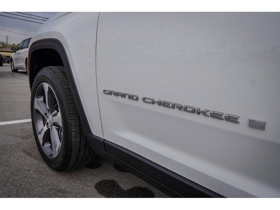 new 2024 Jeep Grand Cherokee L car, priced at $54,993