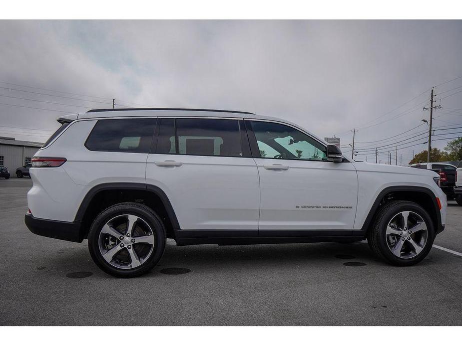 new 2024 Jeep Grand Cherokee L car, priced at $54,993