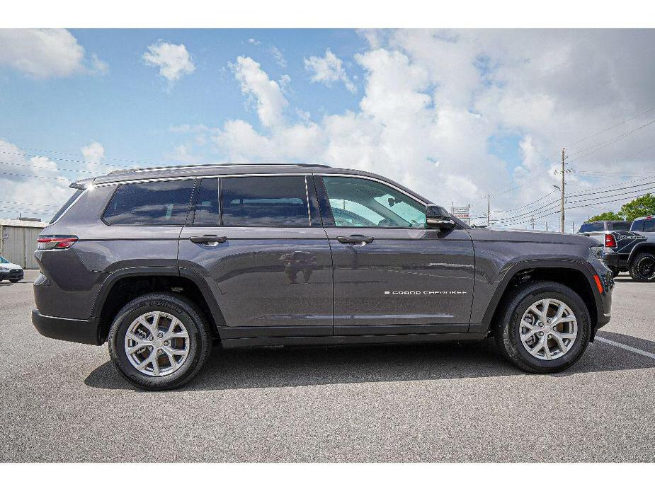 new 2023 Jeep Grand Cherokee L car, priced at $49,996