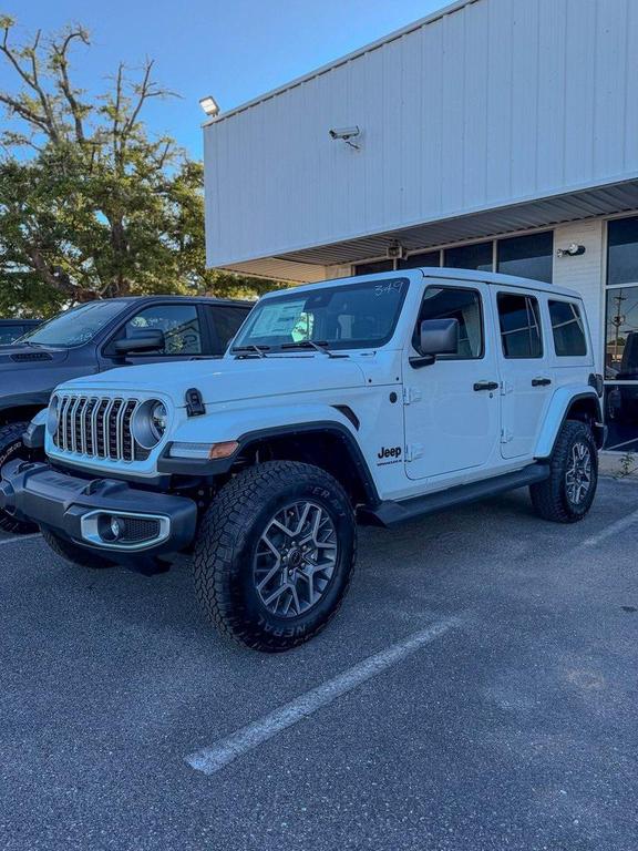 new 2025 Jeep Wrangler car, priced at $52,173