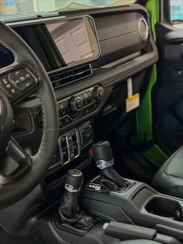 new 2025 Jeep Gladiator car, priced at $41,741