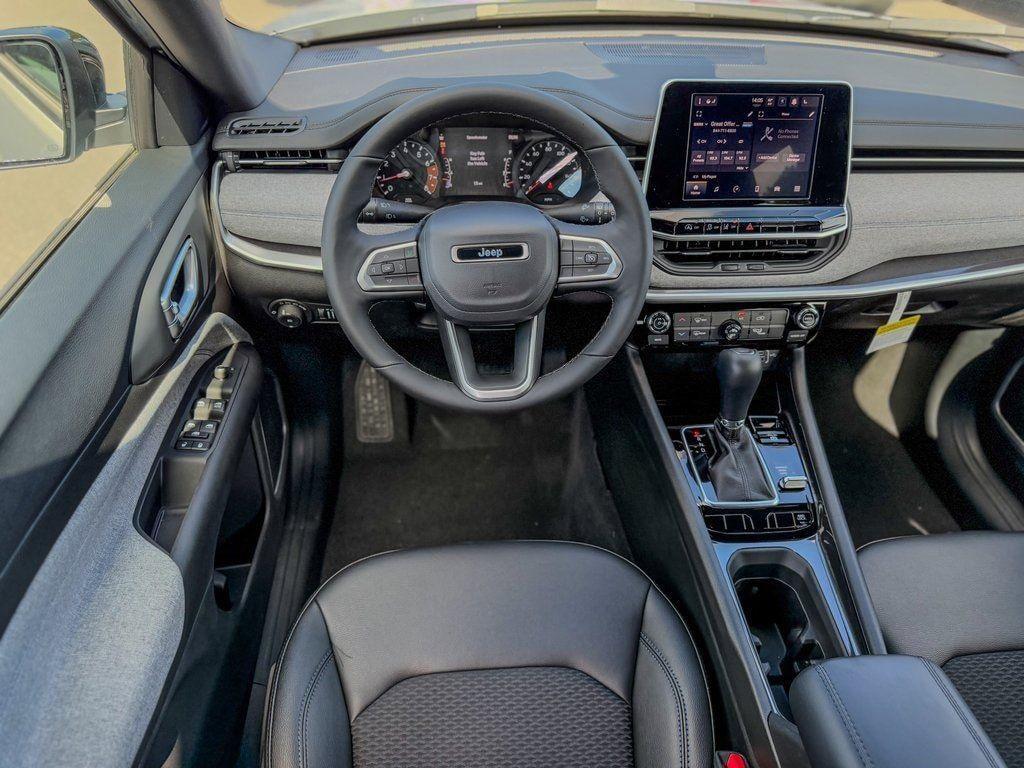 new 2025 Jeep Compass car, priced at $27,445