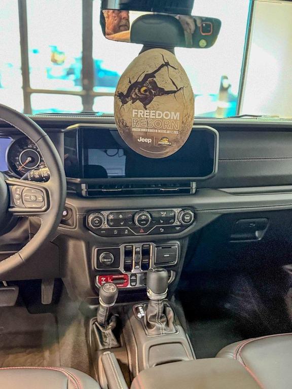 new 2025 Jeep Wrangler car, priced at $62,474