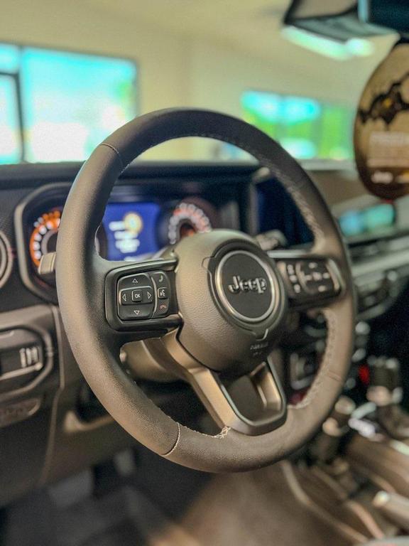 new 2025 Jeep Wrangler car, priced at $62,474