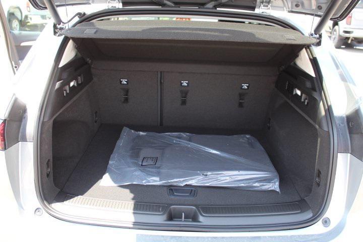 new 2025 Buick Envision car, priced at $38,240