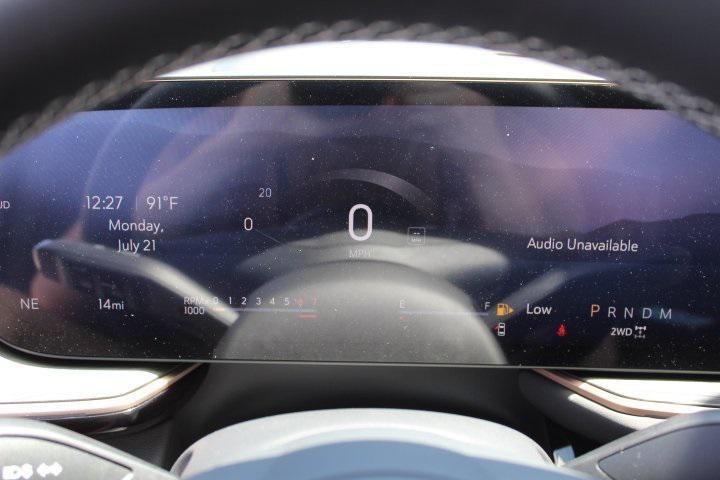 new 2025 Buick Envision car, priced at $35,390