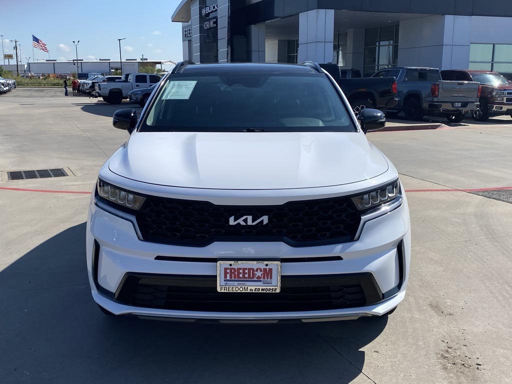 used 2022 Kia Sorento car, priced at $23,134