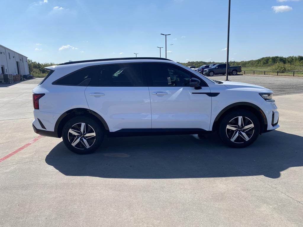 used 2022 Kia Sorento car, priced at $23,134
