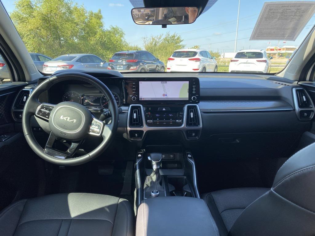 used 2022 Kia Sorento car, priced at $23,134