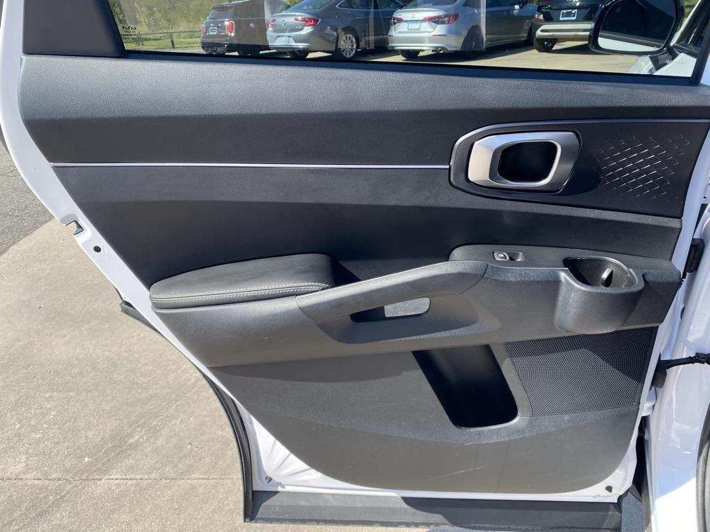 used 2022 Kia Sorento car, priced at $23,134