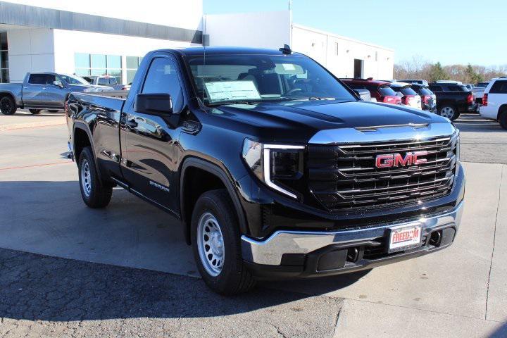 new 2025 GMC Sierra 1500 car, priced at $32,919