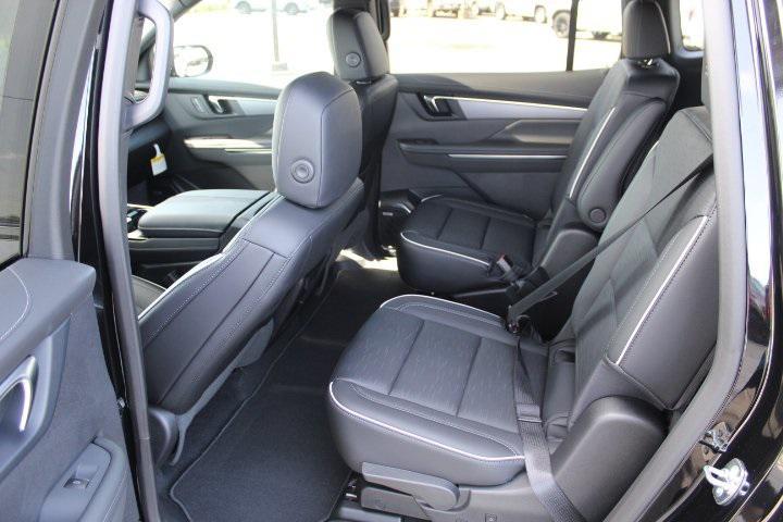 new 2025 Buick Enclave car, priced at $45,830