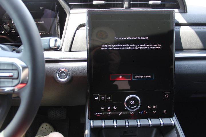 new 2025 GMC Terrain car, priced at $30,390