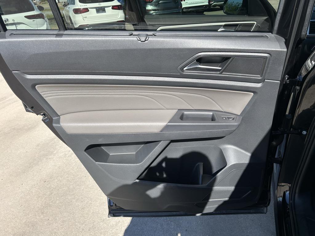 used 2021 Volkswagen Atlas car, priced at $21,995